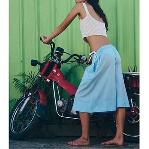 NWOT Menorca slouchy capris by free-est from Free People in size Medium